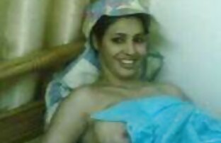 Payudara istri jepang xxx besar readhead berpose pada webcam